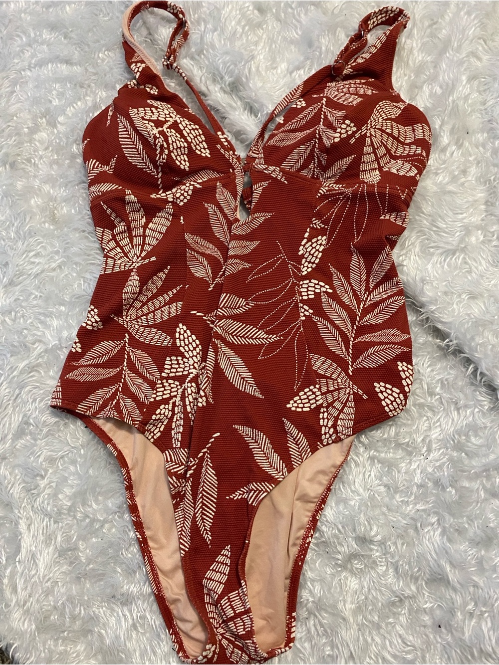 Cupshe Rust Red Tropical Leaf One-Piece Swimsuit